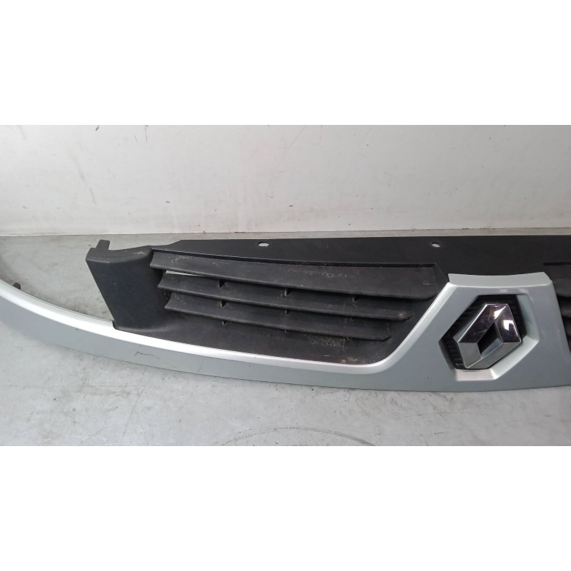 Recambio de rejillas capo para renault kangoo (kc0/1_) 1.2 16v (kc05, kc06, kc03, kc0t, kc0w, kc1d) referencia OEM IAM   