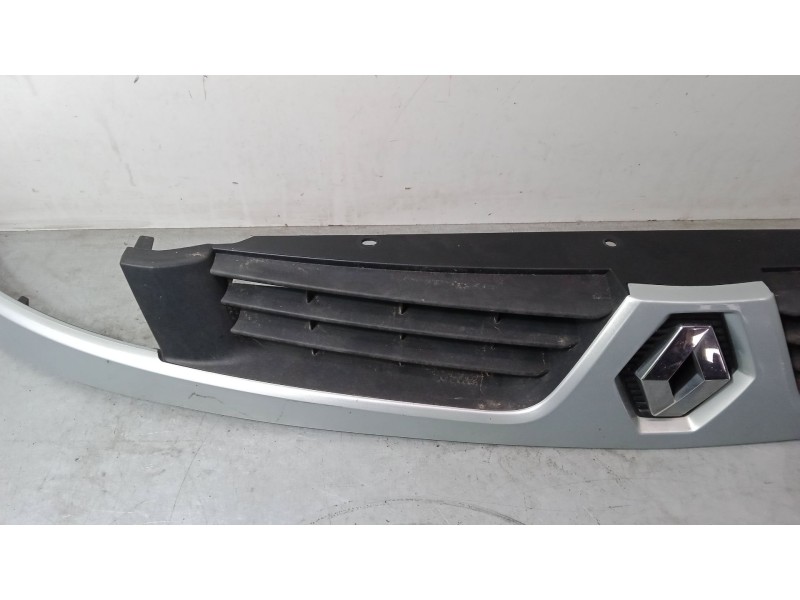 Recambio de rejillas capo para renault kangoo (kc0/1_) 1.2 16v (kc05, kc06, kc03, kc0t, kc0w, kc1d) referencia OEM IAM   