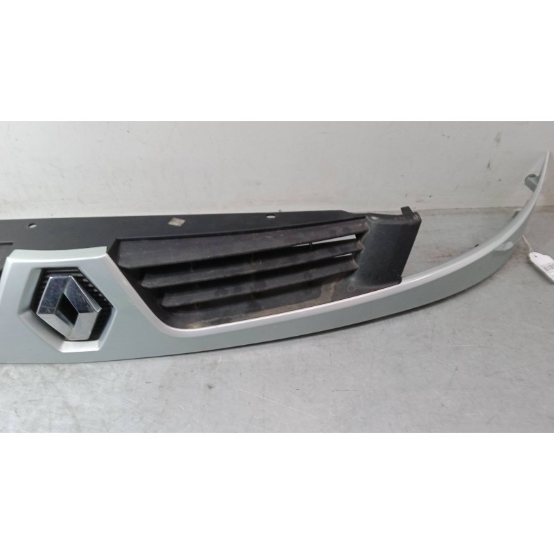Recambio de rejillas capo para renault kangoo (kc0/1_) 1.2 16v (kc05, kc06, kc03, kc0t, kc0w, kc1d) referencia OEM IAM   