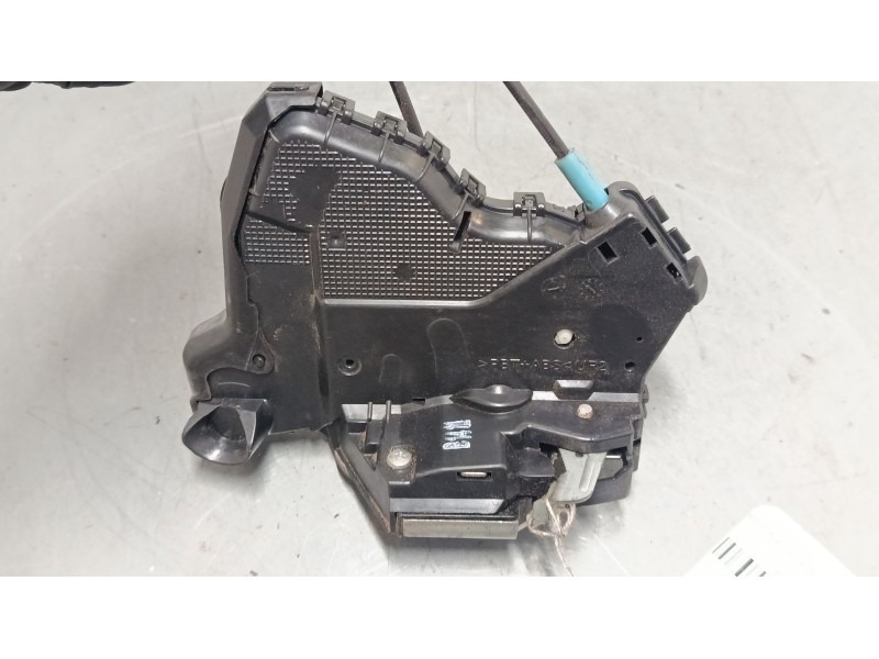 Recambio de cerradura puerta delantera derecha para toyota verso (_r2_) 1.6 (zgr20_) referencia OEM IAM   