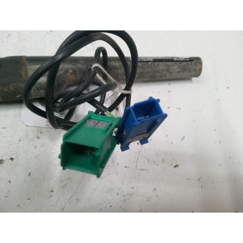 Recambio de anclaje cinturon delantero izquierdo para opel corsa d (s07) 1.2 (l08, l68) referencia OEM IAM   