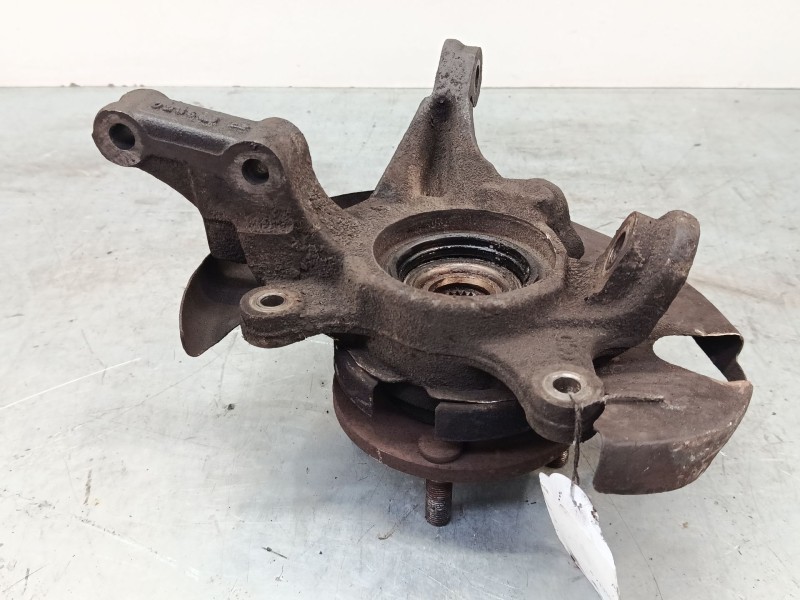 Recambio de mangueta delantera derecha para nissan almera i hatchback (n15) 1.4 referencia OEM IAM   