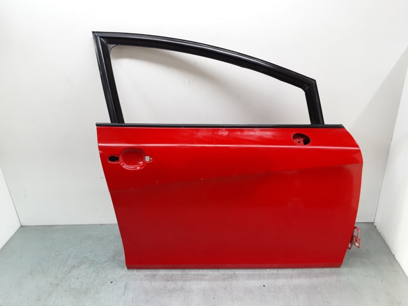 Recambio de puerta delantera derecha para seat leon (1p1) 1.9 tdi referencia OEM IAM   