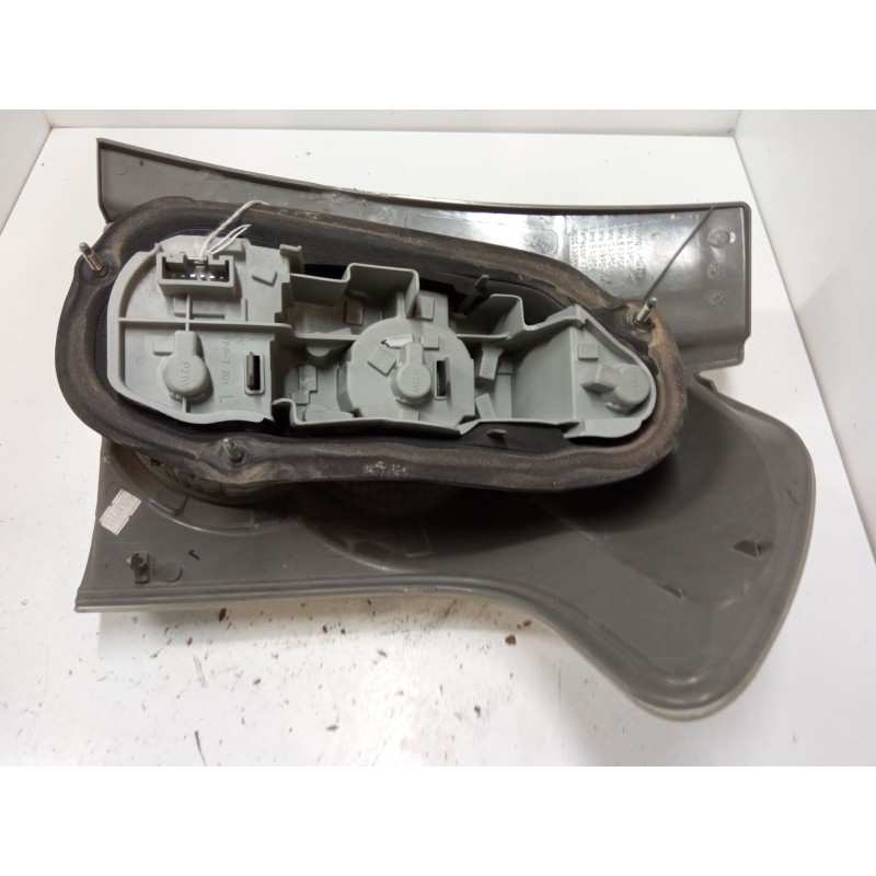 Recambio de piloto trasero izquierdo para toyota corolla verso (zer_, zze12_, r1_) 1.8 (znr11_) referencia OEM IAM 815610F020  