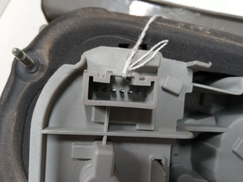 Recambio de piloto trasero izquierdo para toyota corolla verso (zer_, zze12_, r1_) 1.8 (znr11_) referencia OEM IAM 815610F020  