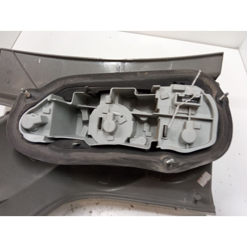 Recambio de piloto trasero derecho para toyota corolla verso (zer_, zze12_, r1_) 1.8 (znr11_) referencia OEM IAM 815510F020  