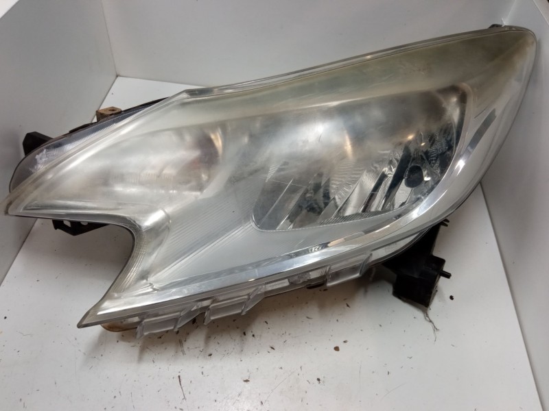 Recambio de faro izquierdo para nissan note (e12) 1.2 dig-s referencia OEM IAM   
