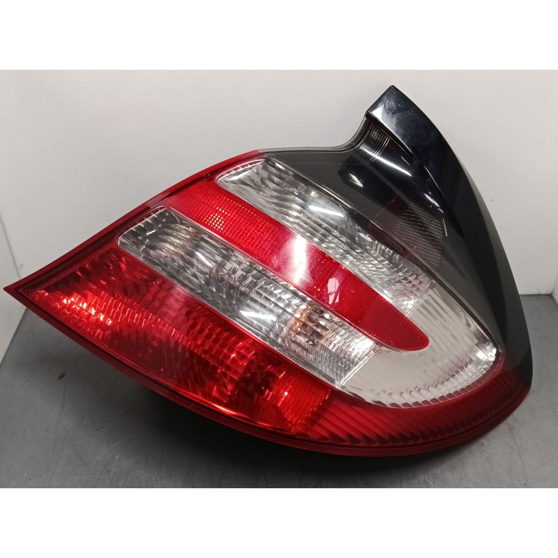 Recambio de piloto trasero derecho para mercedes-benz clase c coupé (cl203) c 220 cdi (203.708) referencia OEM IAM A2038201077  