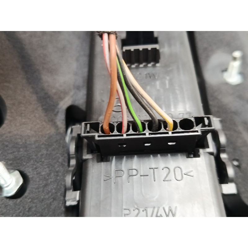 Recambio de piloto trasero derecho para mercedes-benz clase c coupé (cl203) c 220 cdi (203.708) referencia OEM IAM A2038201077  