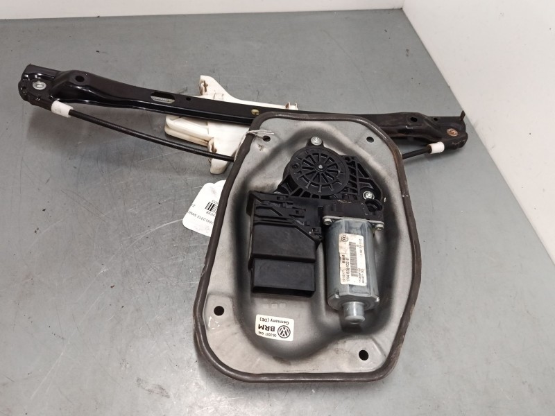 Recambio de elevalunas electrico trasero derecho para volkswagen golf v (1k1) 1.9 tdi referencia OEM IAM   
