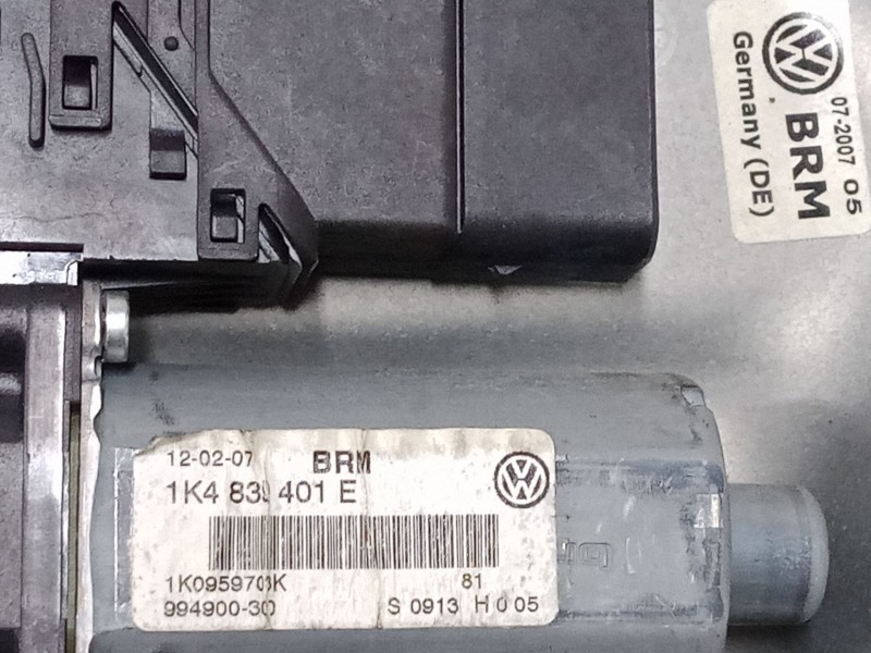 Recambio de elevalunas electrico trasero izquierdo para volkswagen golf v (1k1) 1.9 tdi referencia OEM IAM 1K4839461A  
