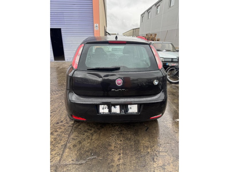 fiat punto (199_) del año 2013