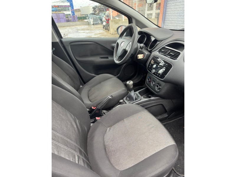 fiat punto (199_) del año 2013