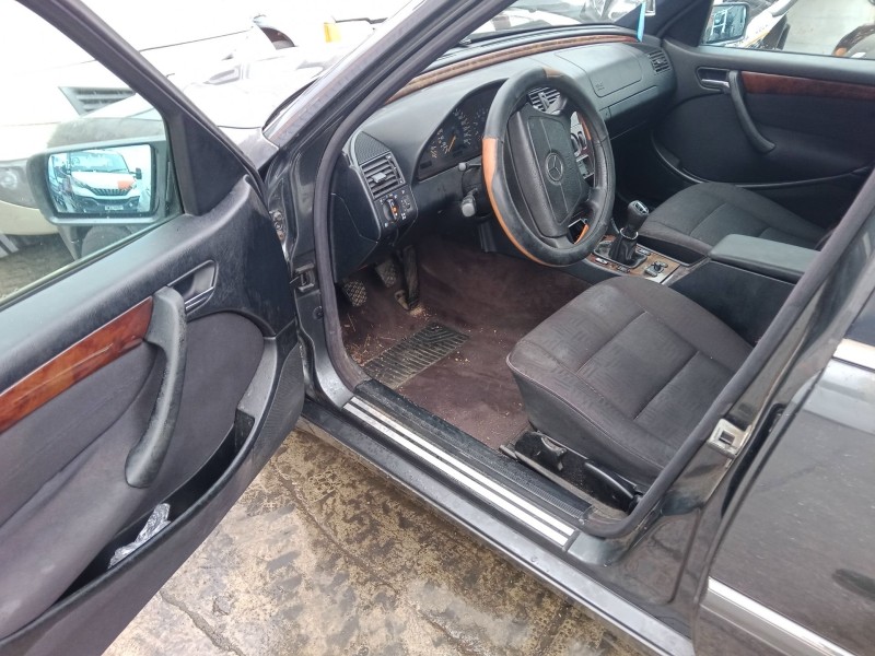 mercedes-benz clase c (w202) del año 2000