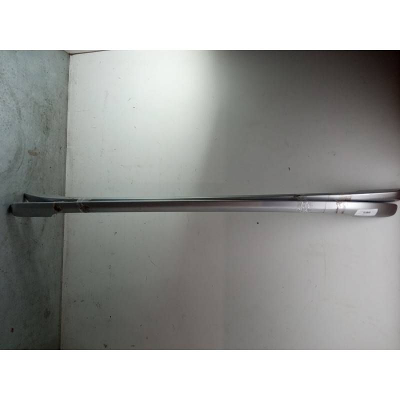 Recambio de barras techo para toyota corolla verso (zer_, zze12_, r1_) 1.8 (znr11_) referencia OEM IAM   