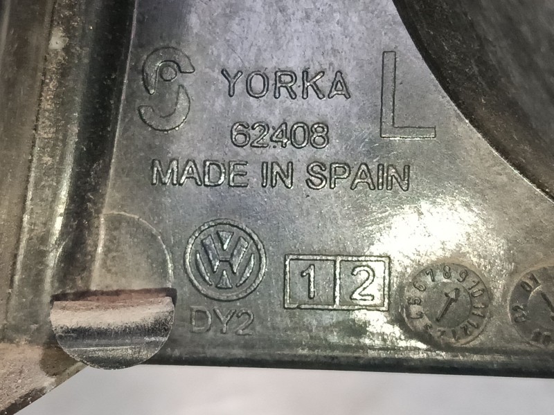 Recambio de piloto trasero izquierdo para volkswagen polo iv (9n_, 9a_) 1.4 16v referencia OEM IAM   