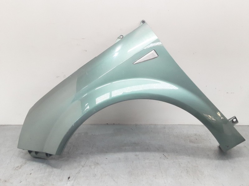 Recambio de aleta delantera izquierda para renault scénic ii (jm0/1_) 1.5 dci (jm02, jm13) referencia OEM IAM 8200020568G  