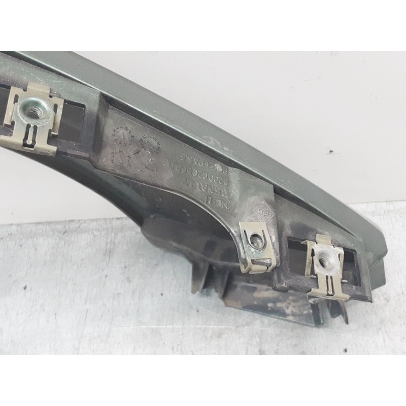 Recambio de aleta delantera izquierda para renault scénic ii (jm0/1_) 1.5 dci (jm02, jm13) referencia OEM IAM 8200020568G  