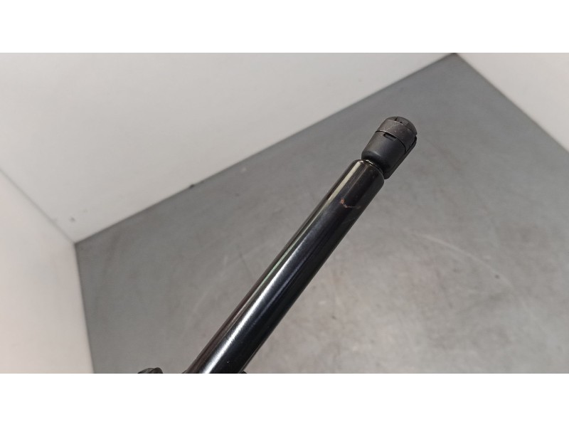 Recambio de amortiguadores capo para volkswagen golf iv (1j1) 2.0 referencia OEM IAM 08500350  