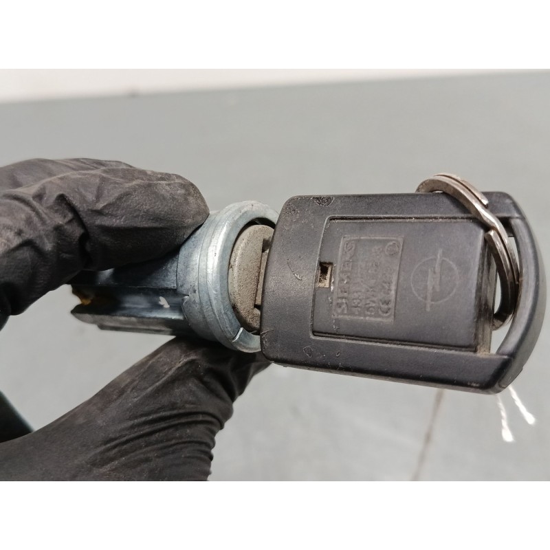 Recambio de clausor para opel corsa c (x01) 1.2 (f08, f68) referencia OEM IAM 09146299  