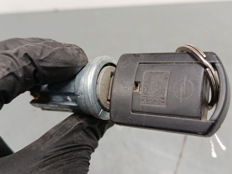 Recambio de clausor para opel corsa c (x01) 1.2 (f08, f68) referencia OEM IAM 09146299  