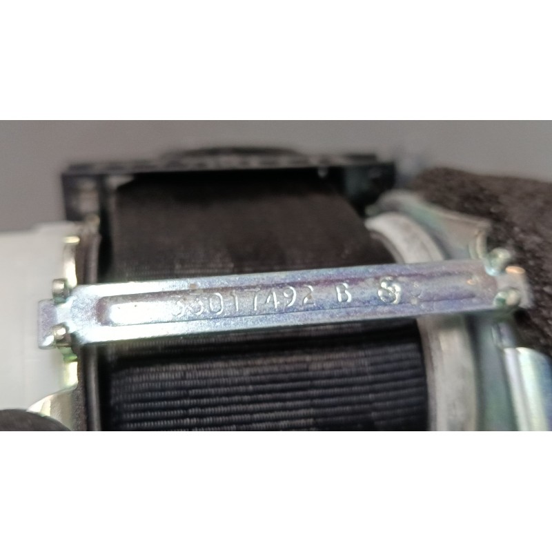 Recambio de cinturon seguridad trasero izquierdo para peugeot 3008 i monospace (0u_) 2.0 hdi referencia OEM IAM 8975HY  