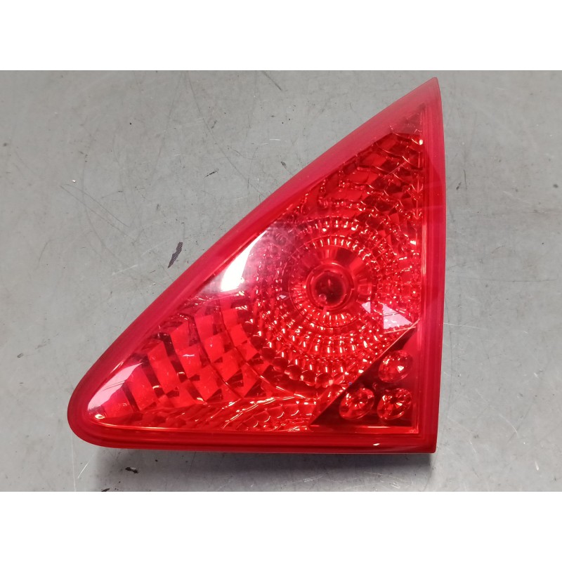 Recambio de piloto trasero derecho interior para peugeot 3008 i monospace (0u_) 2.0 hdi referencia OEM IAM 9683460980  