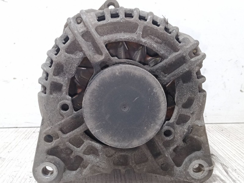 Recambio de alternador para renault laguna ii (bg0/1_) 1.9 dci (bg1a, bg1w, bg0g) referencia OEM IAM 8200251006  