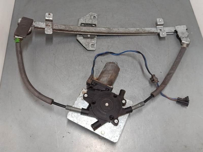 Recambio de elevalunas electrico delantero izquierdo para daewoo lanos (klat) 1.3 referencia OEM IAM   