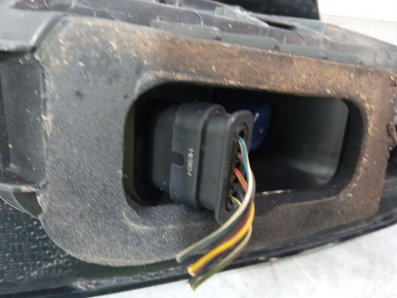 Recambio de piloto trasero izquierdo para fiat punto (199_) 1.3 d multijet referencia OEM IAM 20403999  