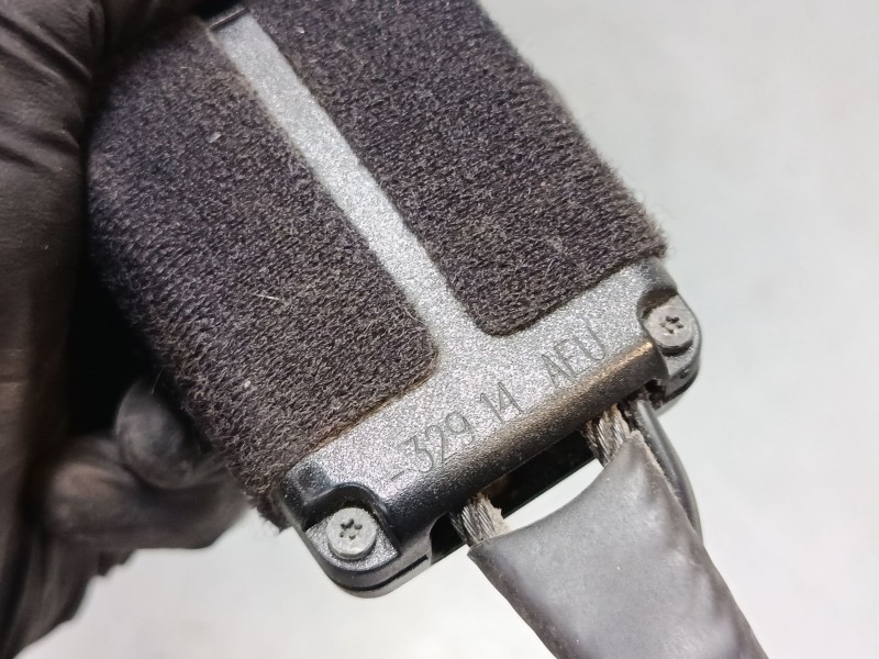 Recambio de anclaje cinturon delantero izquierdo para peugeot 2008 i (cu_) 1.6 hdi referencia OEM IAM   