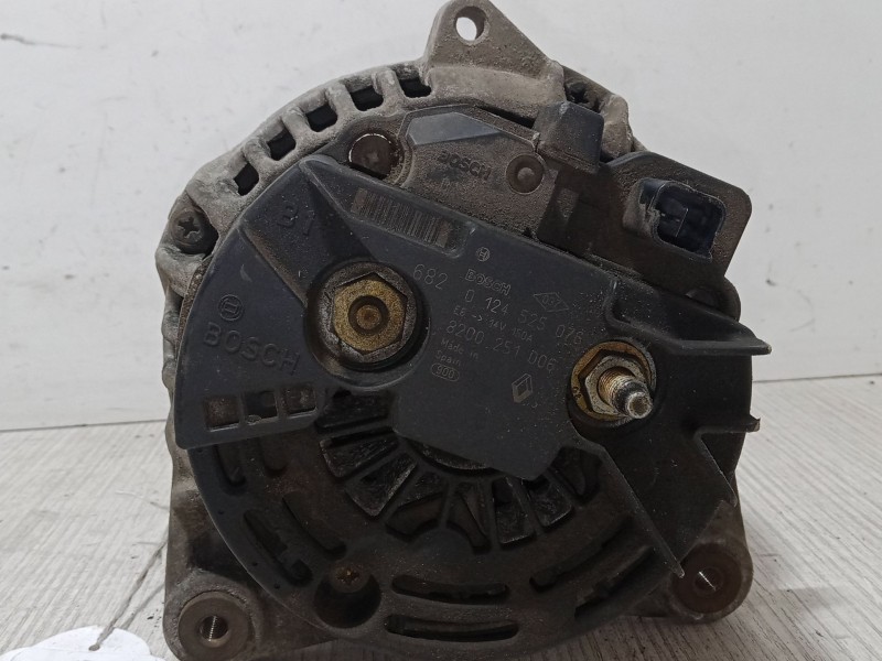 Recambio de alternador para renault laguna ii (bg0/1_) 1.9 dci (bg1a, bg1w, bg0g) referencia OEM IAM 8200251006  