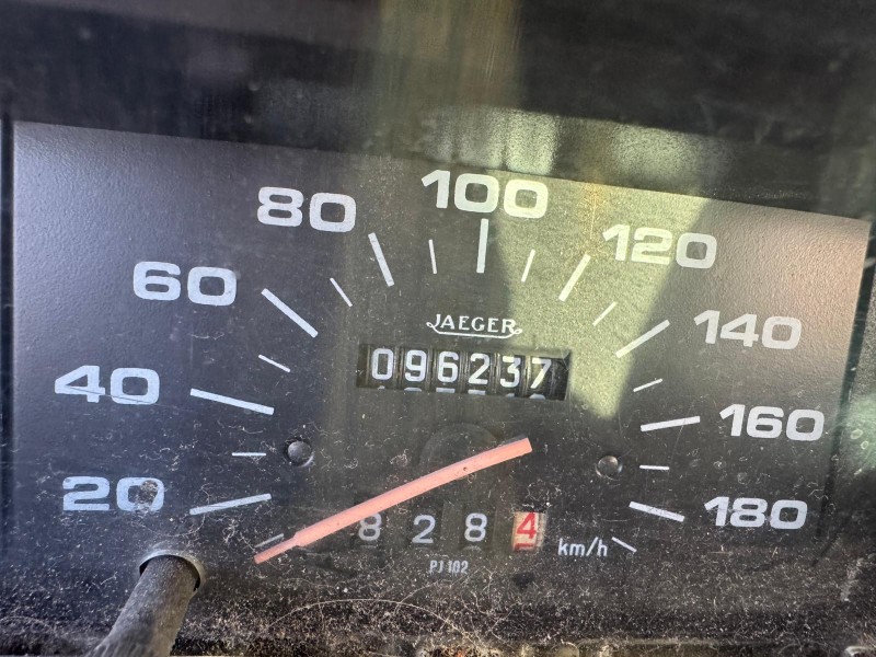 peugeot 205 sr del año 1985