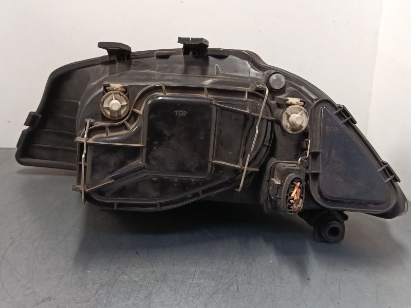 Recambio de faro derecho para seat ibiza iii (6l1) 1.9 tdi referencia OEM IAM   