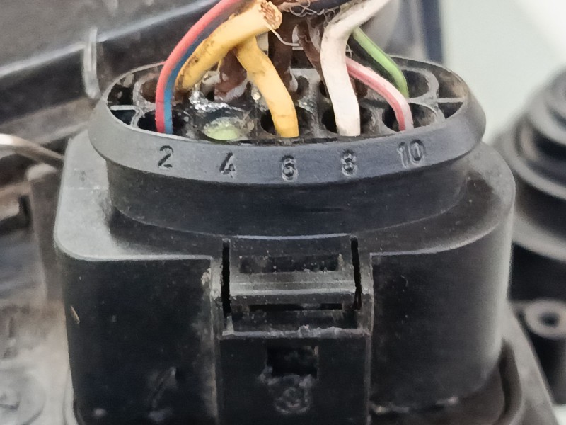 Recambio de faro derecho para seat ibiza iii (6l1) 1.9 tdi referencia OEM IAM   