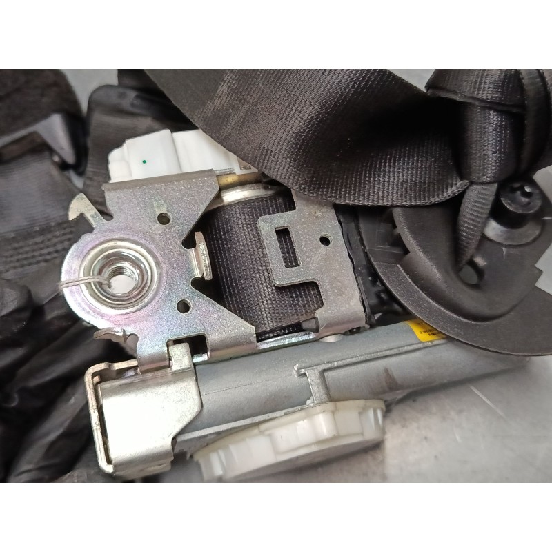 Recambio de cinturon seguridad delantero derecho para peugeot 3008 i monospace (0u_) 2.0 hdi referencia OEM IAM 8975HN  