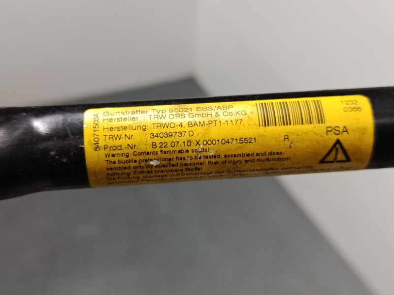 Recambio de cinturon seguridad delantero derecho para peugeot 3008 i monospace (0u_) 2.0 hdi referencia OEM IAM 8975HN  
