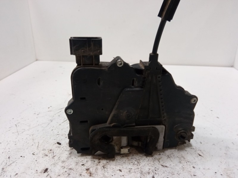 Recambio de cerradura puerta trasera izquierda para fiat punto (199_) 1.3 d multijet referencia OEM IAM 51903245  