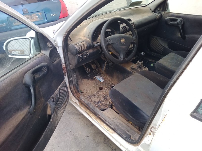 opel corsa b (s93) del año 1999