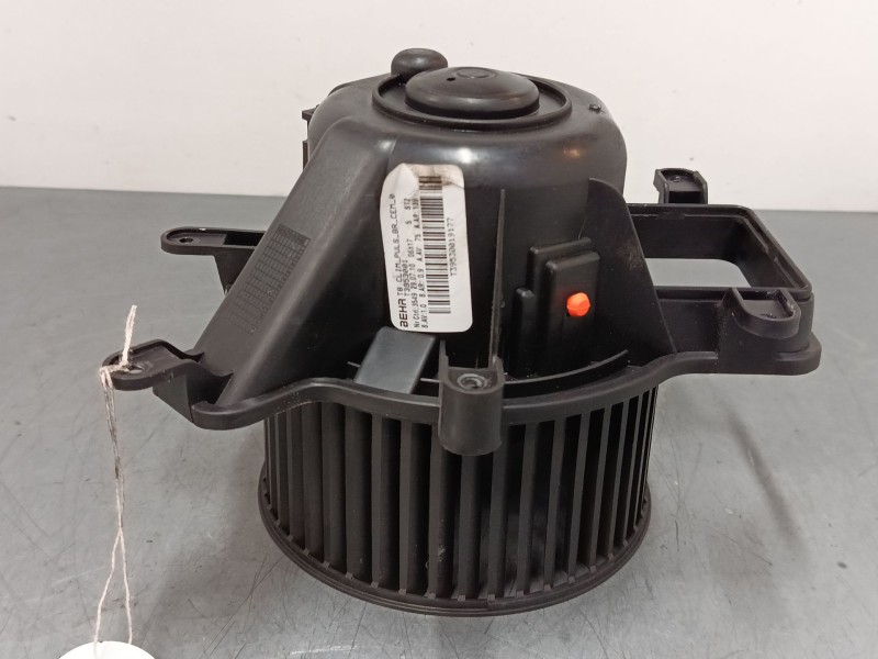 Recambio de motor calefaccion para peugeot 3008 i monospace (0u_) 2.0 hdi referencia OEM IAM T3953001  