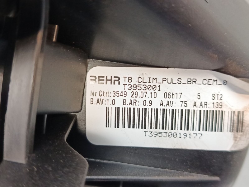 Recambio de motor calefaccion para peugeot 3008 i monospace (0u_) 2.0 hdi referencia OEM IAM T3953001  