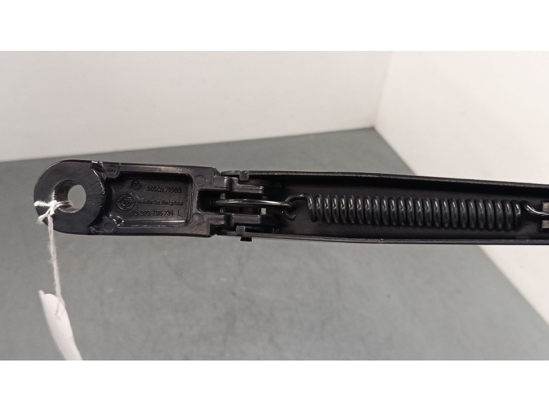 Recambio de brazo limpia delantero izquierdo para peugeot 3008 i monospace (0u_) 2.0 hdi referencia OEM IAM 3392125734L  