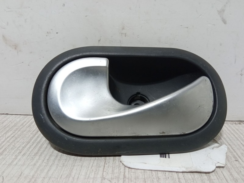 Recambio de maneta interior puerta trasera izquierda para renault modus / grand modus (f/jp0_) 1.4 (jp01, jp0j) referencia OEM I