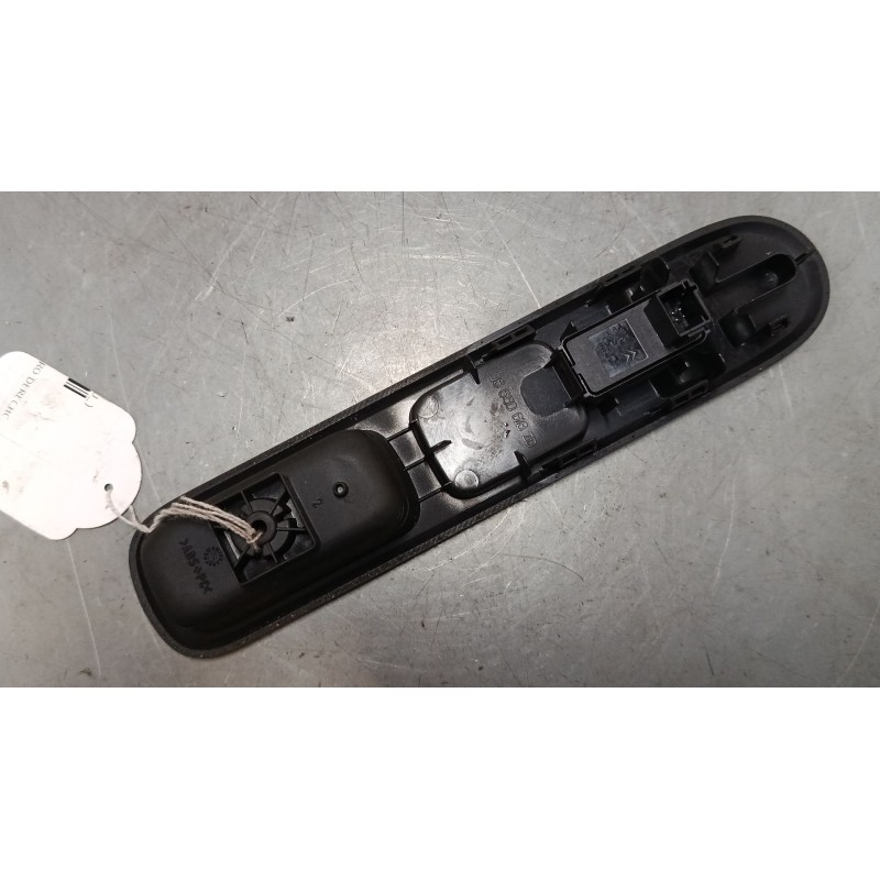 Recambio de mando elevalunas delantero derecho para peugeot 3008 i monospace (0u_) 2.0 hdi referencia OEM IAM 96650618ZD  