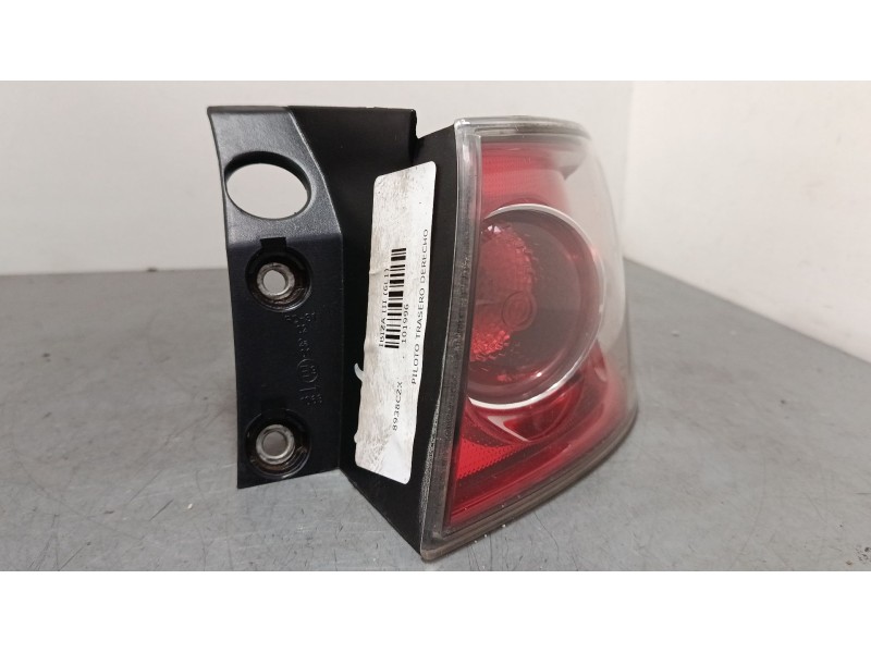 Recambio de piloto trasero derecho para seat ibiza iii (6l1) 1.4 16v referencia OEM IAM 6L6945096A 6L6945112 