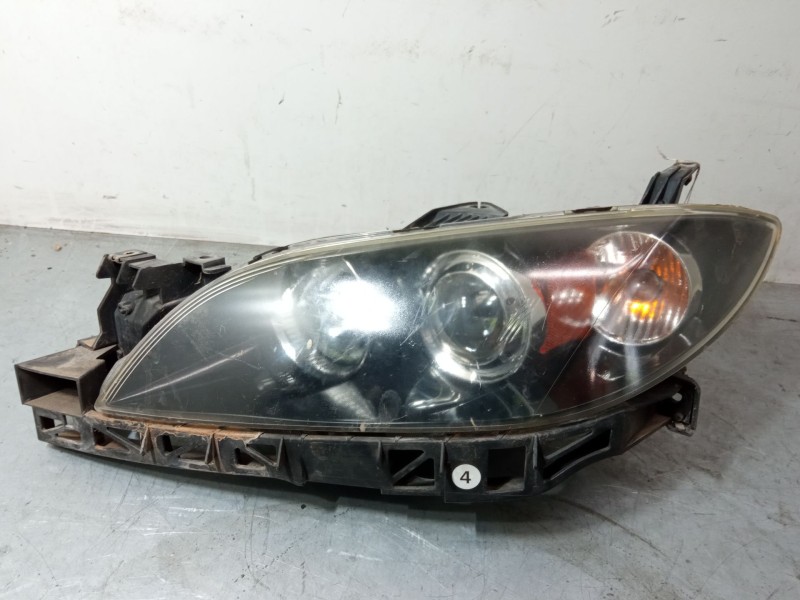 Recambio de faro izquierdo para mazda 3 sedán (bk) 1.6 di turbo (bk12y) referencia OEM IAM   