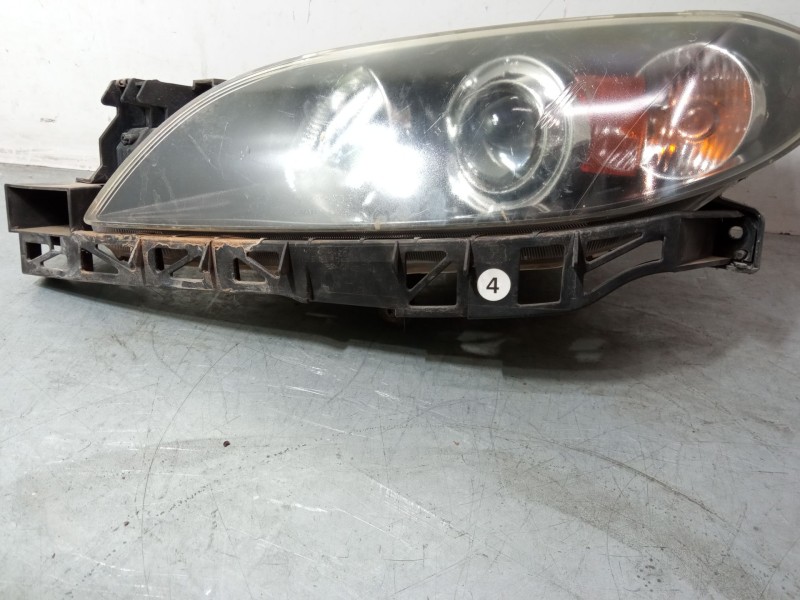 Recambio de faro izquierdo para mazda 3 sedán (bk) 1.6 di turbo (bk12y) referencia OEM IAM   