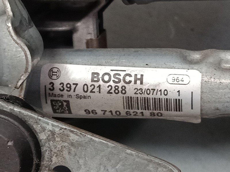 Recambio de motor limpiaparabrisas delantero izquierdo para peugeot 3008 i monospace (0u_) 2.0 hdi referencia OEM IAM   