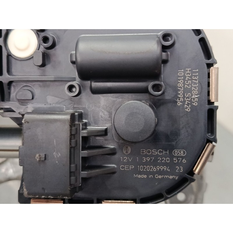 Recambio de motor limpiaparabrisas delantero izquierdo para peugeot 3008 i monospace (0u_) 2.0 hdi referencia OEM IAM   