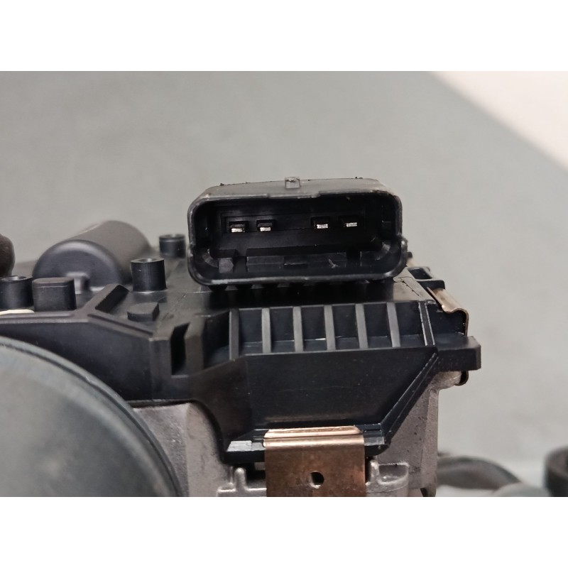 Recambio de motor limpiaparabrisas delantero izquierdo para peugeot 3008 i monospace (0u_) 2.0 hdi referencia OEM IAM   